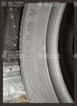 Continental UltraContact 255/55 R18 109Y