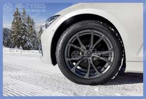 Goodyear Ultra Grip Performance 3 245/45 R18 100V