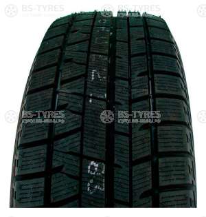 Yokohama Ice Guard IG50+ 215/55 R16 93Q